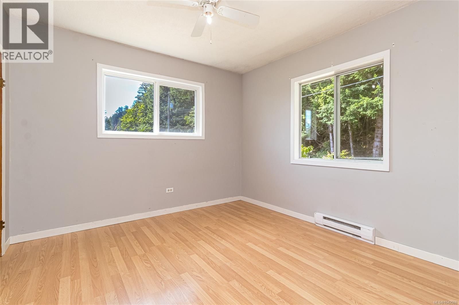 2170 Elizabeth St - 27
