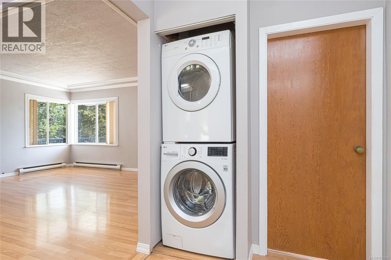 2170 Elizabeth St - 29