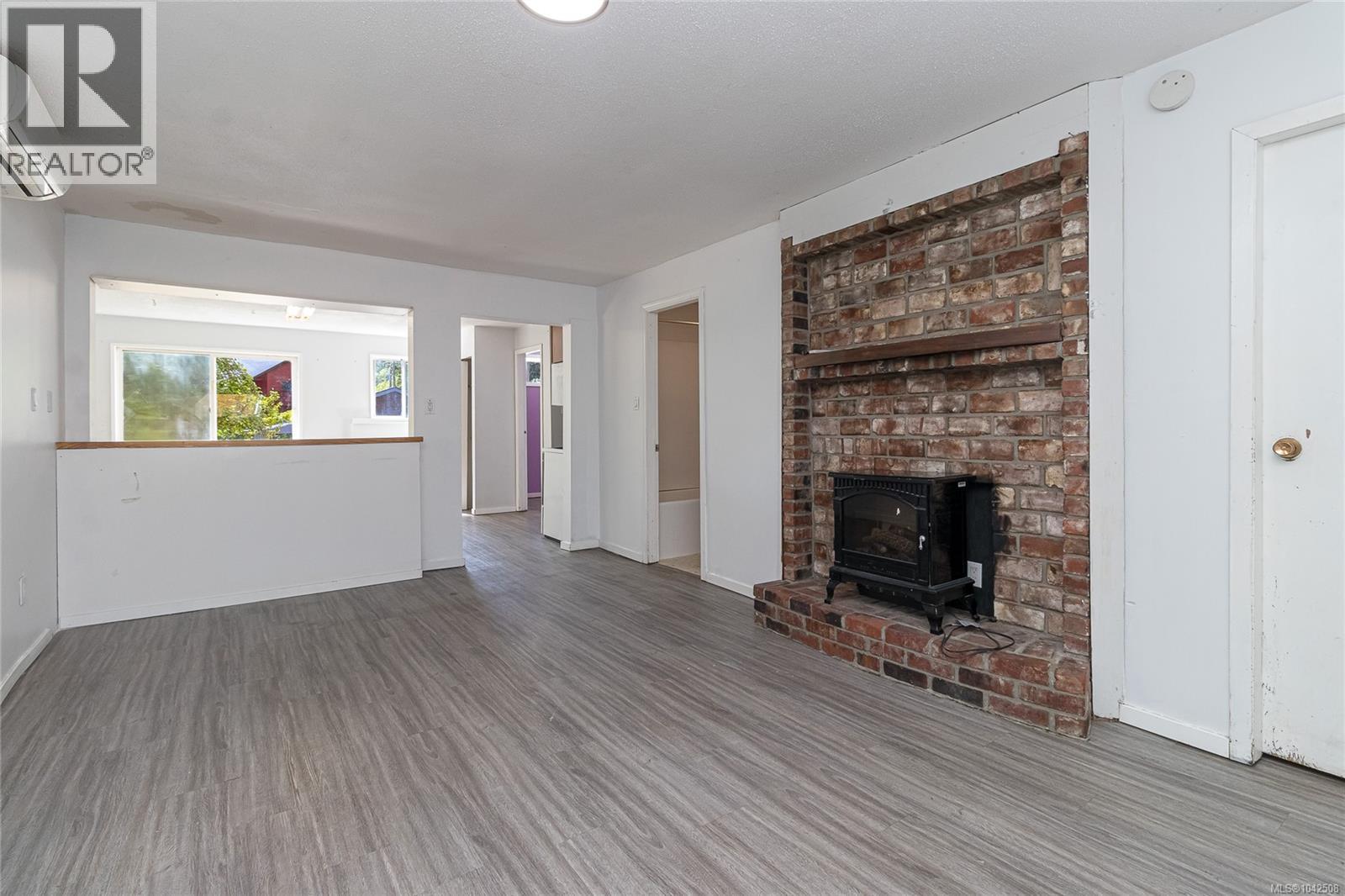 2170 Elizabeth St - 32