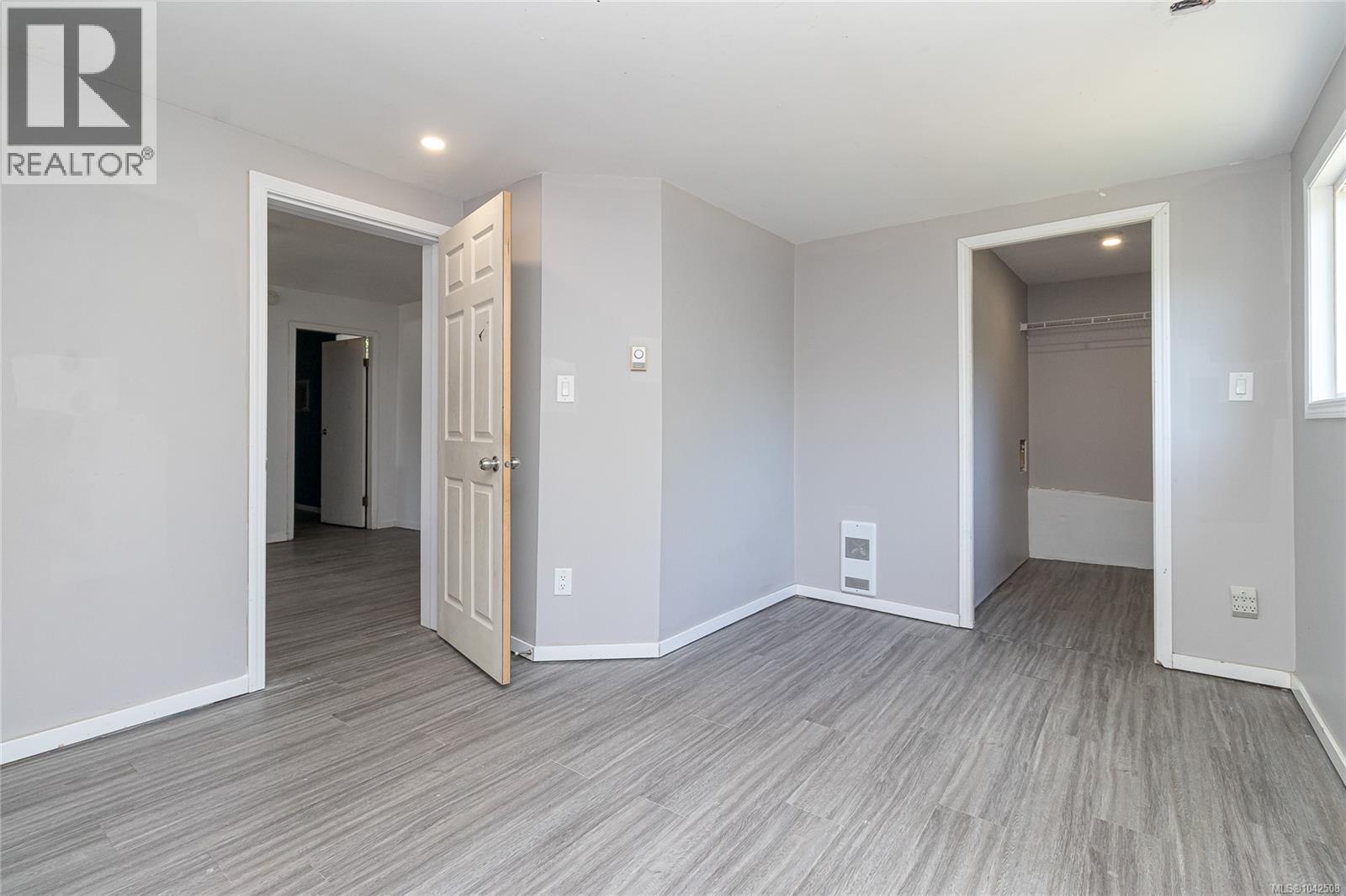 2170 Elizabeth St - 38