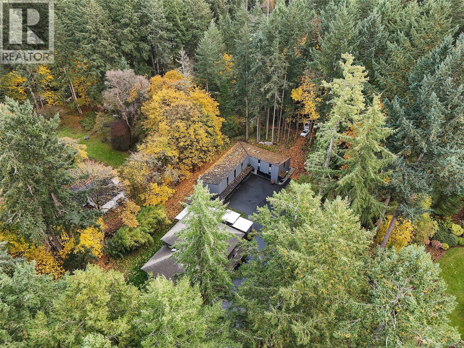 851 Sayward Rd - Image 96