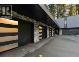 851 Sayward Rd, Saanich, BC V8Y1R5 Photo 40