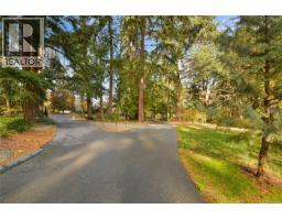 851 Sayward Rd, Saanich, BC V8Y1R5 Photo 53
