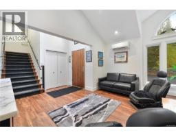 Bedroom - 851 Sayward Rd, Saanich, BC V8Y1R5 Photo 6