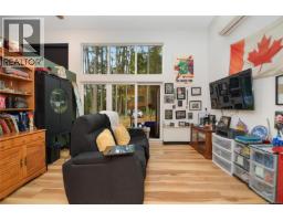 851 Sayward Rd, Saanich, BC V8Y1R5 Photo 60