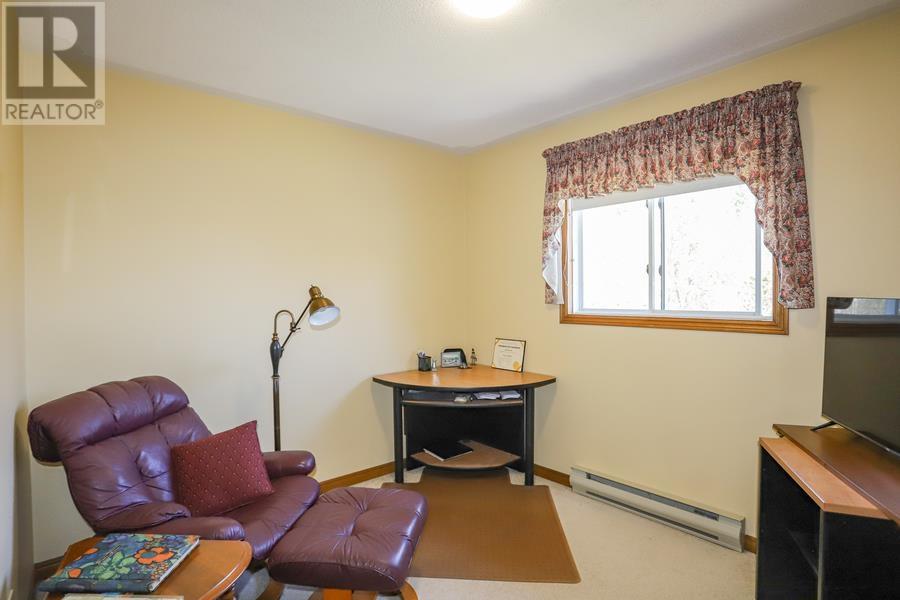 56 Prince Charles CRES - 31
