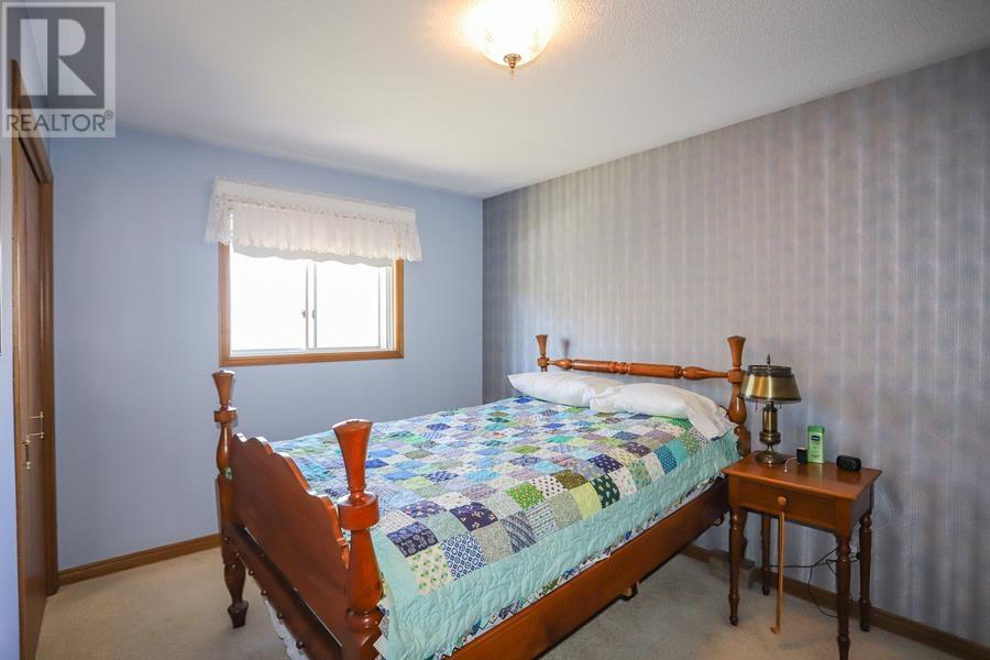 56 Prince Charles CRES - 42