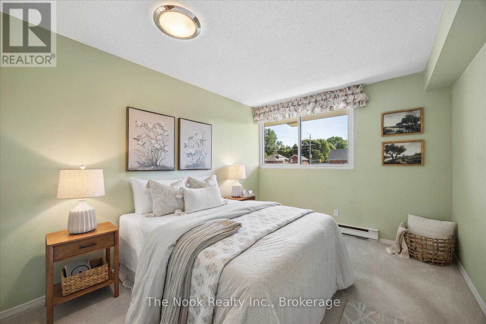#304 120 ELGIN STREET W - 11