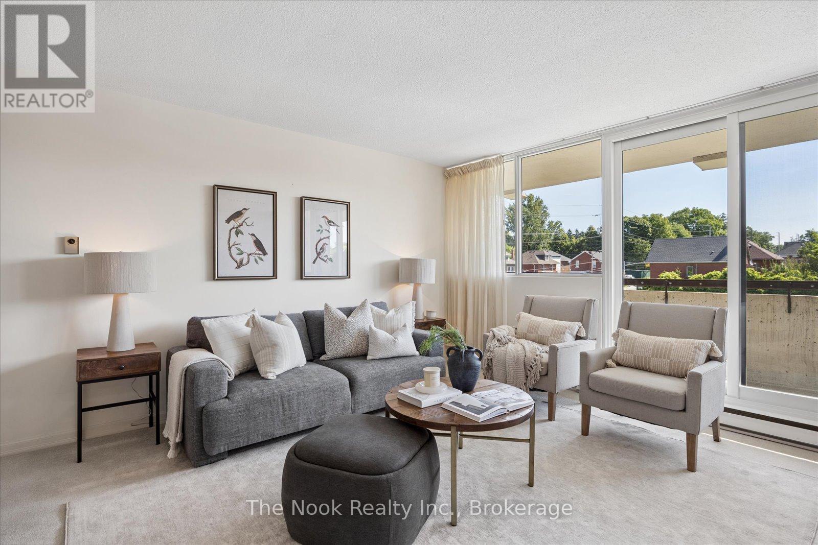 #304 120 ELGIN STREET W - 3