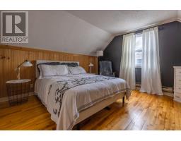126 East Valley Road thumbnail 17