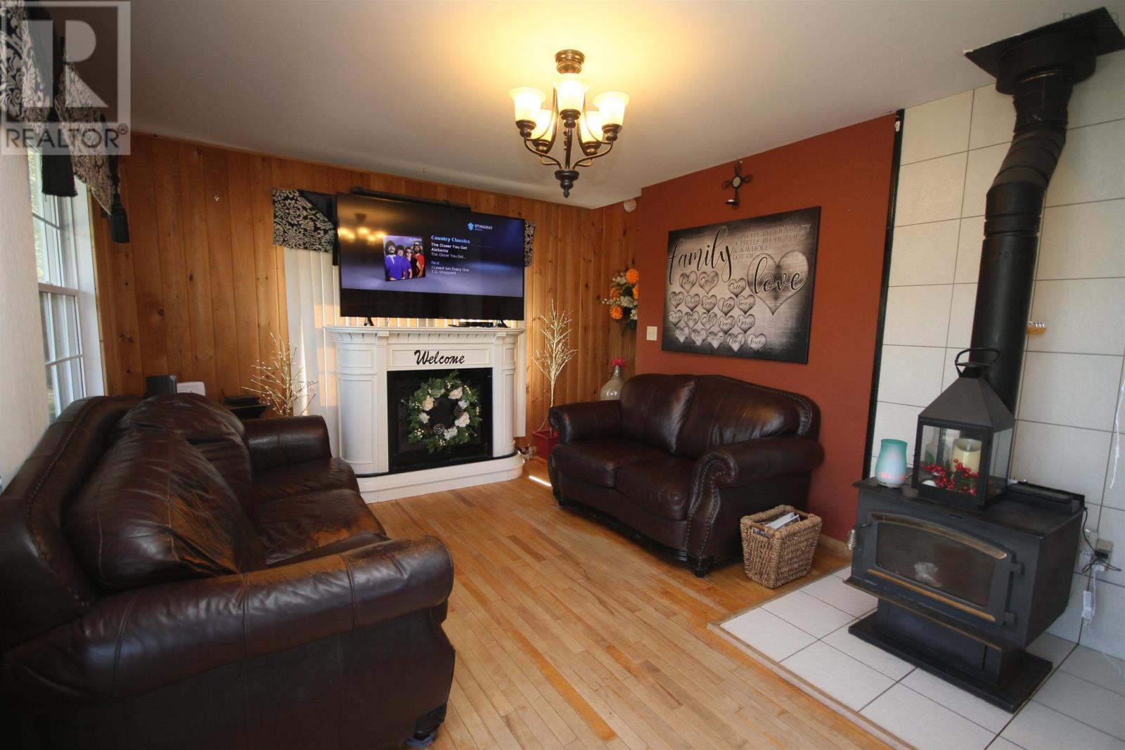 77 Lower River Road - 13