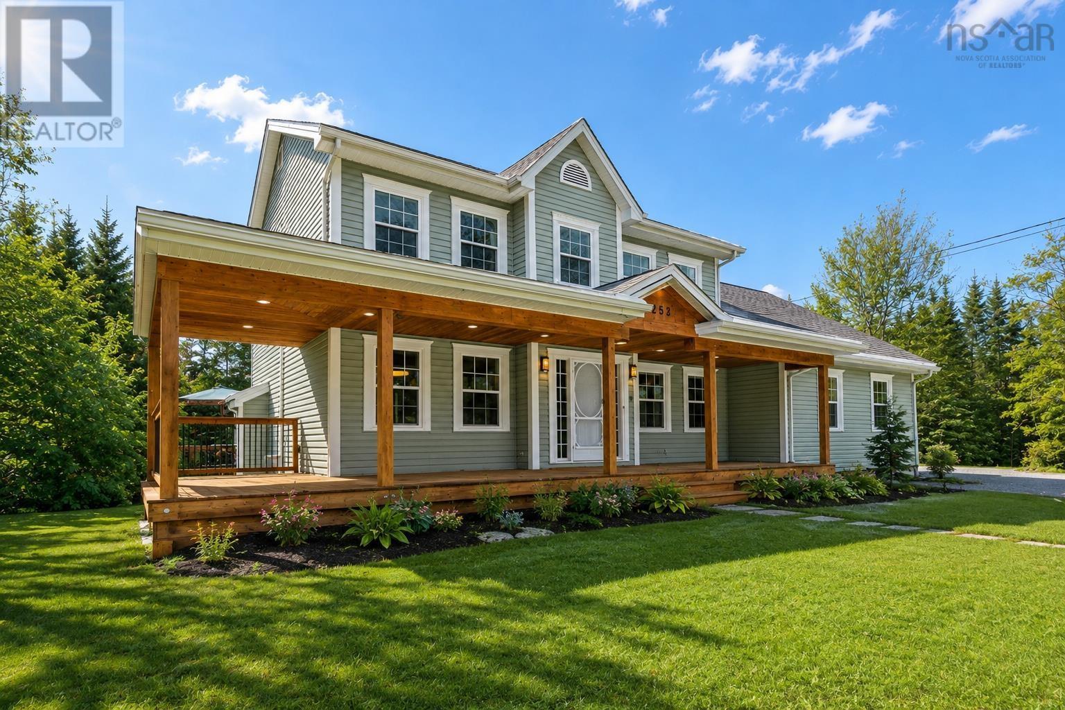 252 Gleneagles Drive - 1