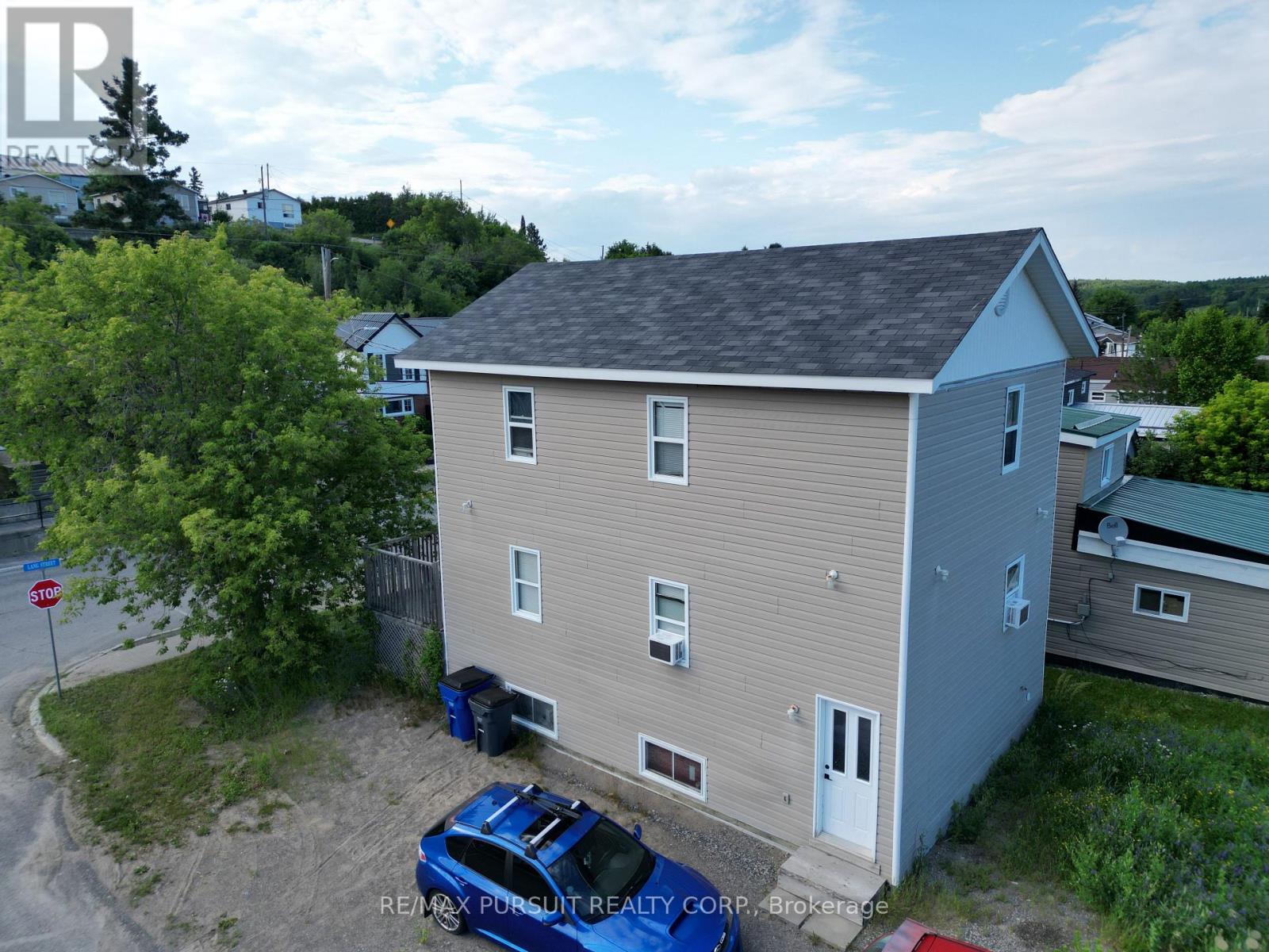 187 LANG STREET - 2