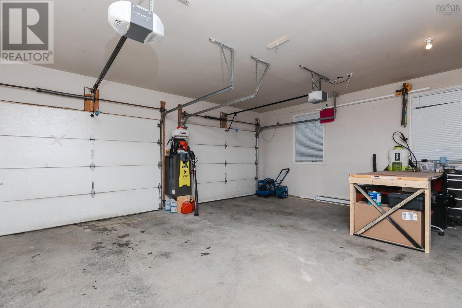 252 Gleneagles Drive - 32