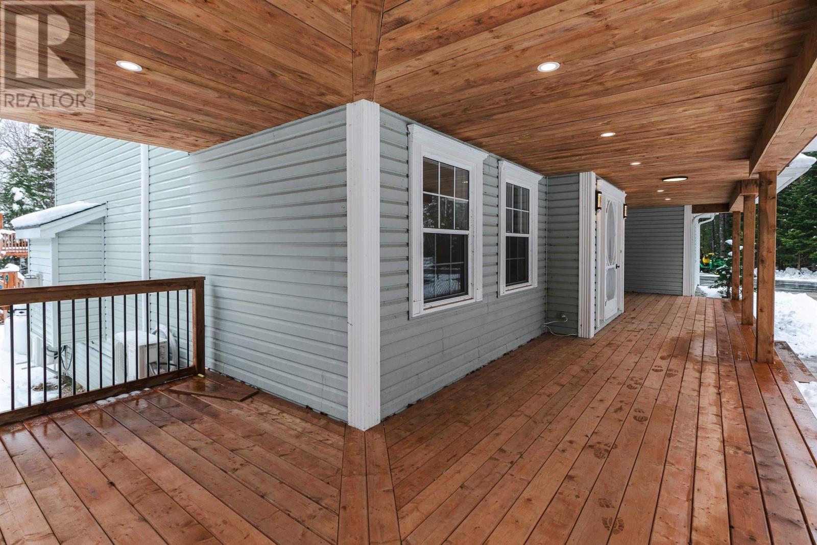 252 Gleneagles Drive - 36