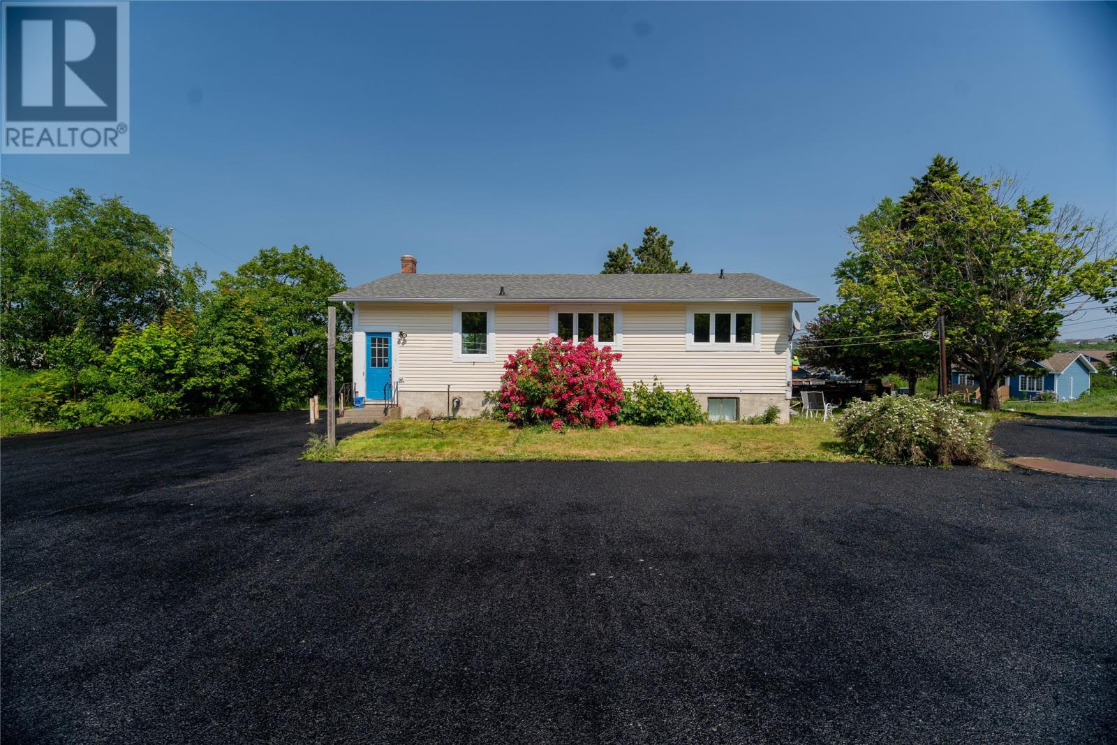 16 McCutcheons Road - 17