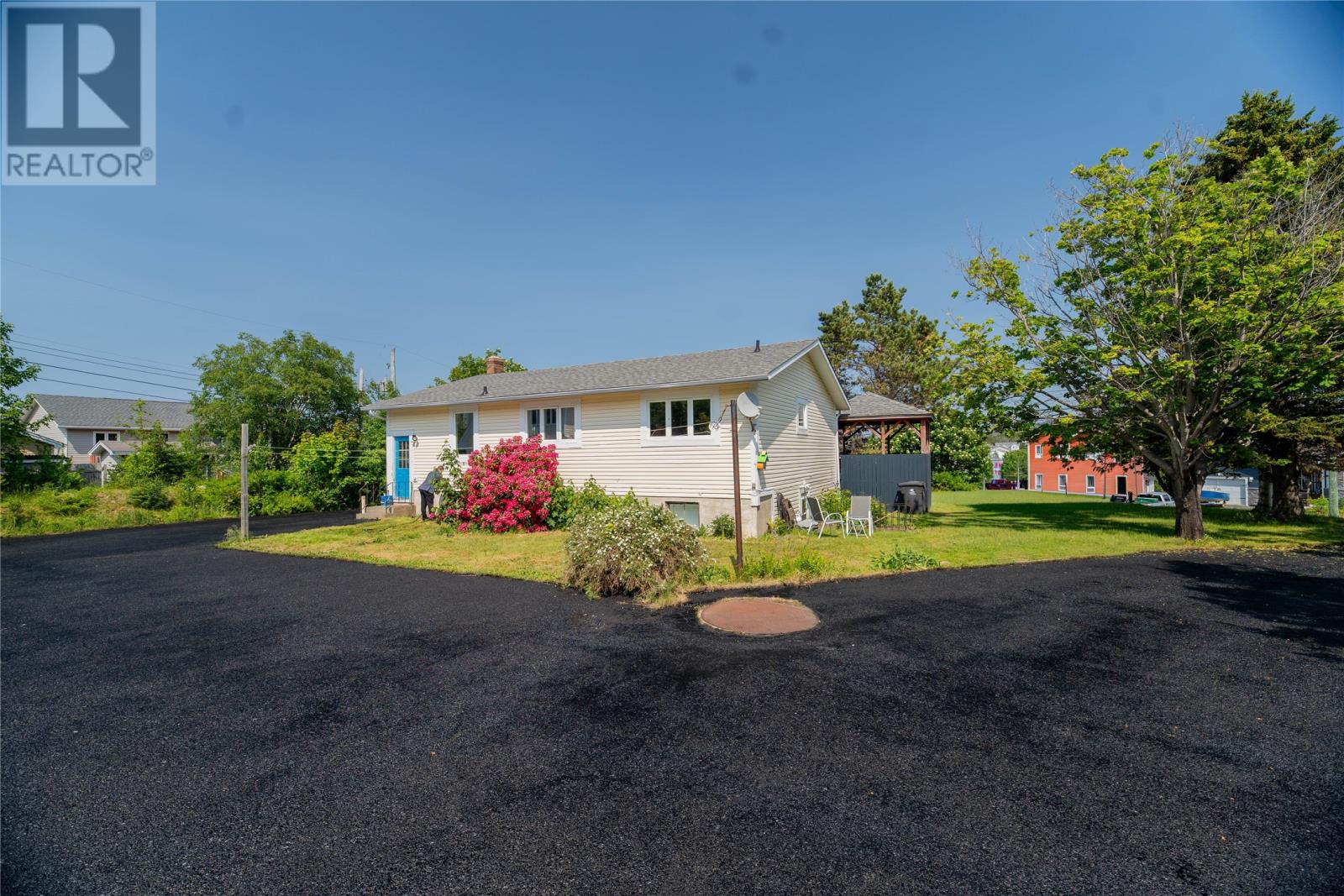 16 McCutcheons Road - 25