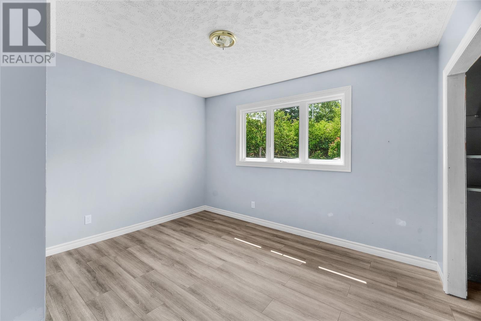 16 McCutcheons Road - 6