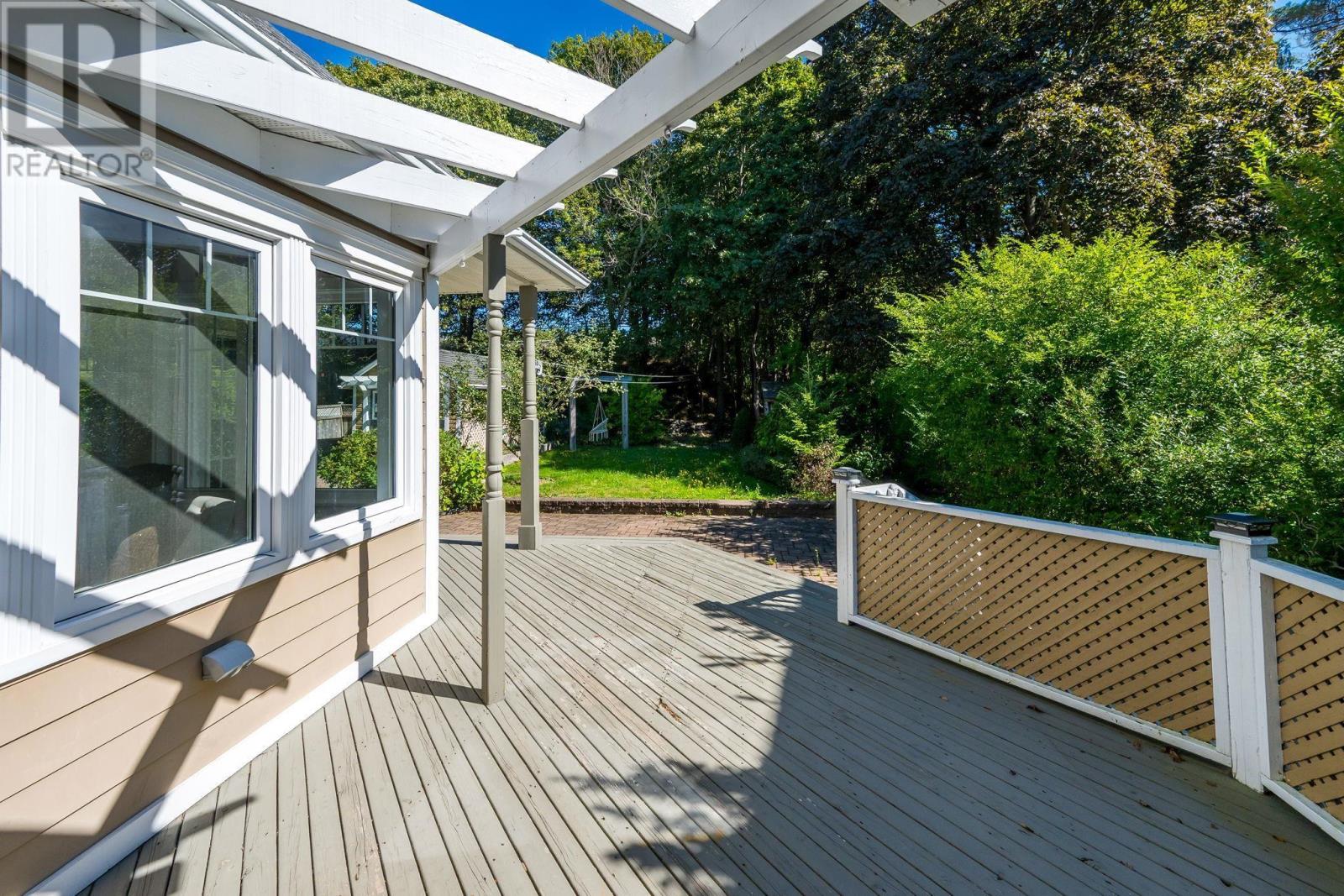 1139 Dalhousie Street - 42