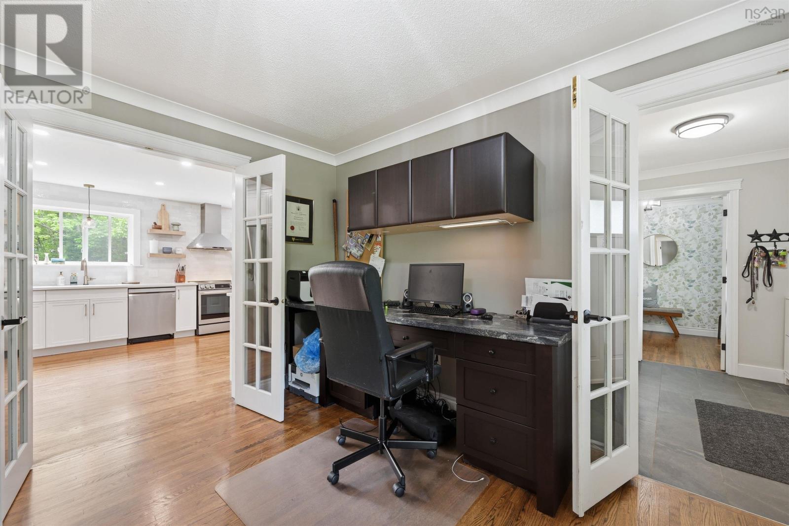 321 NORMAN Boulevard - 18