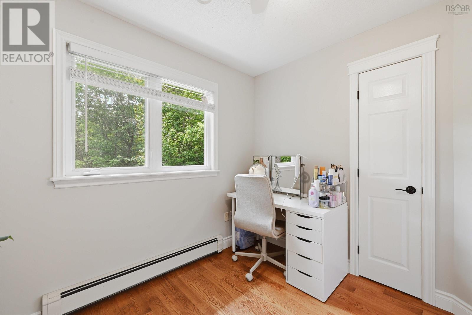 321 NORMAN Boulevard - 32