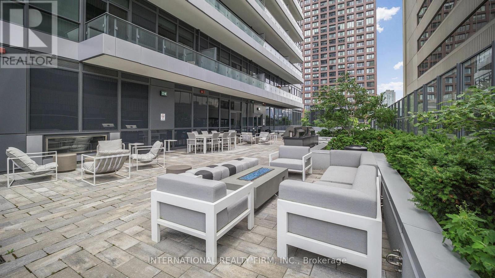 #4602 395 BLOOR STREET E - 26