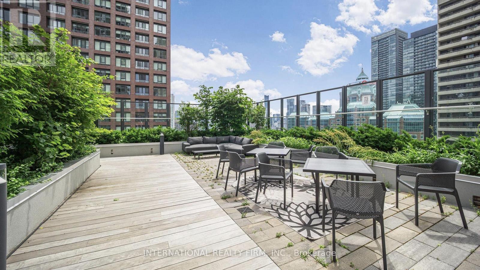 #4602 395 BLOOR STREET E - 27
