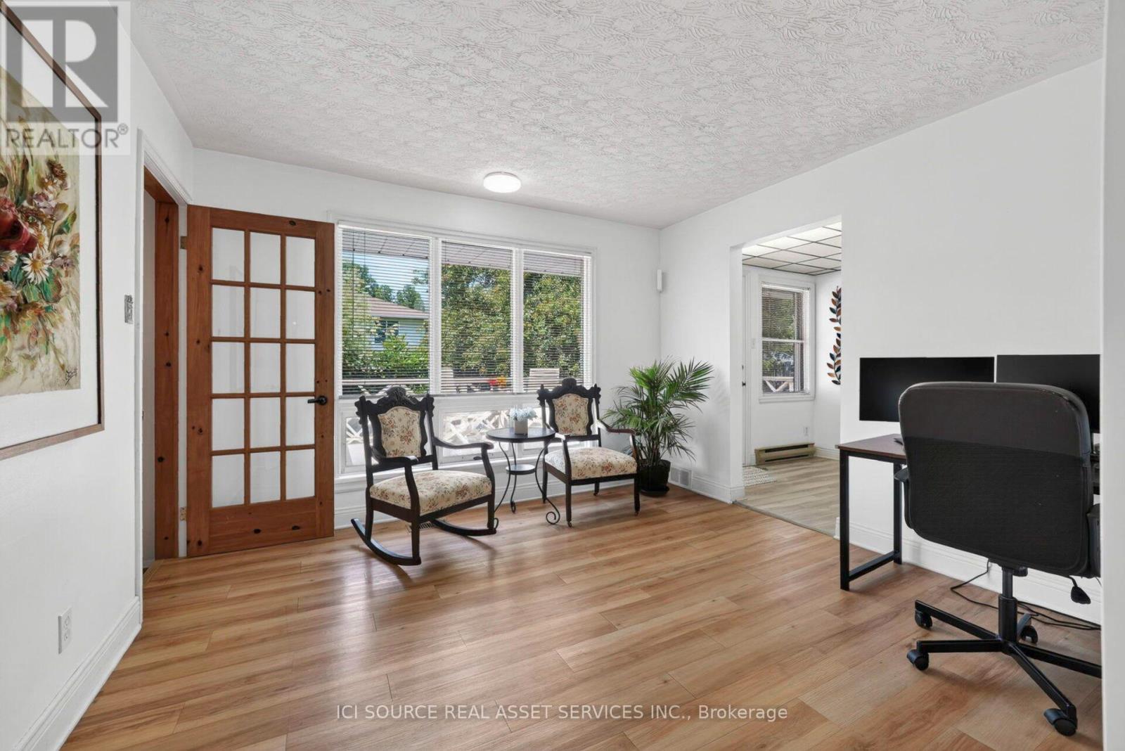 1215 PRINCESS STREET - 19
