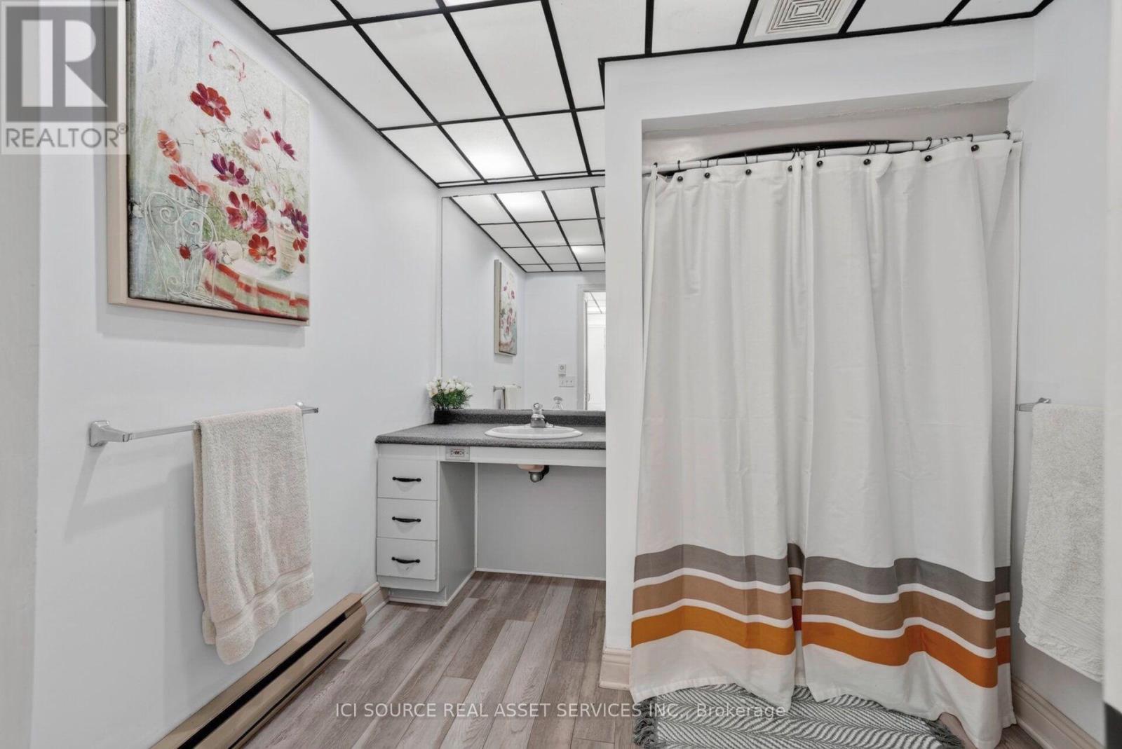 1215 PRINCESS STREET - 21