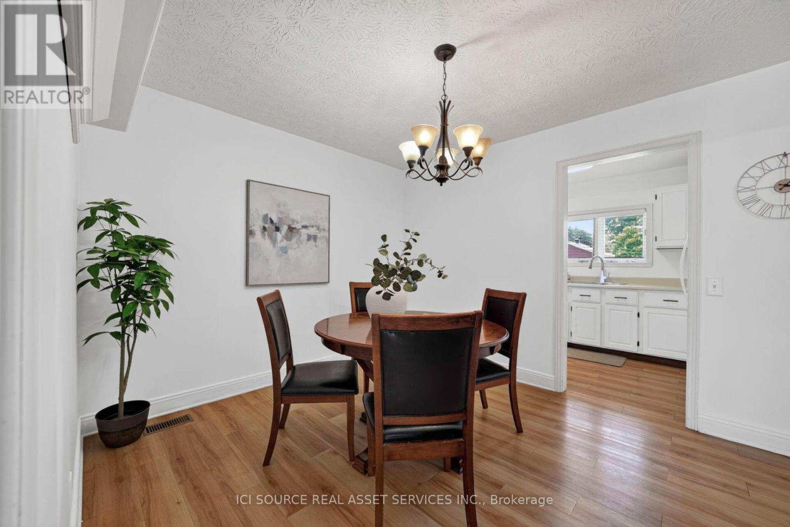 1215 PRINCESS STREET - 14