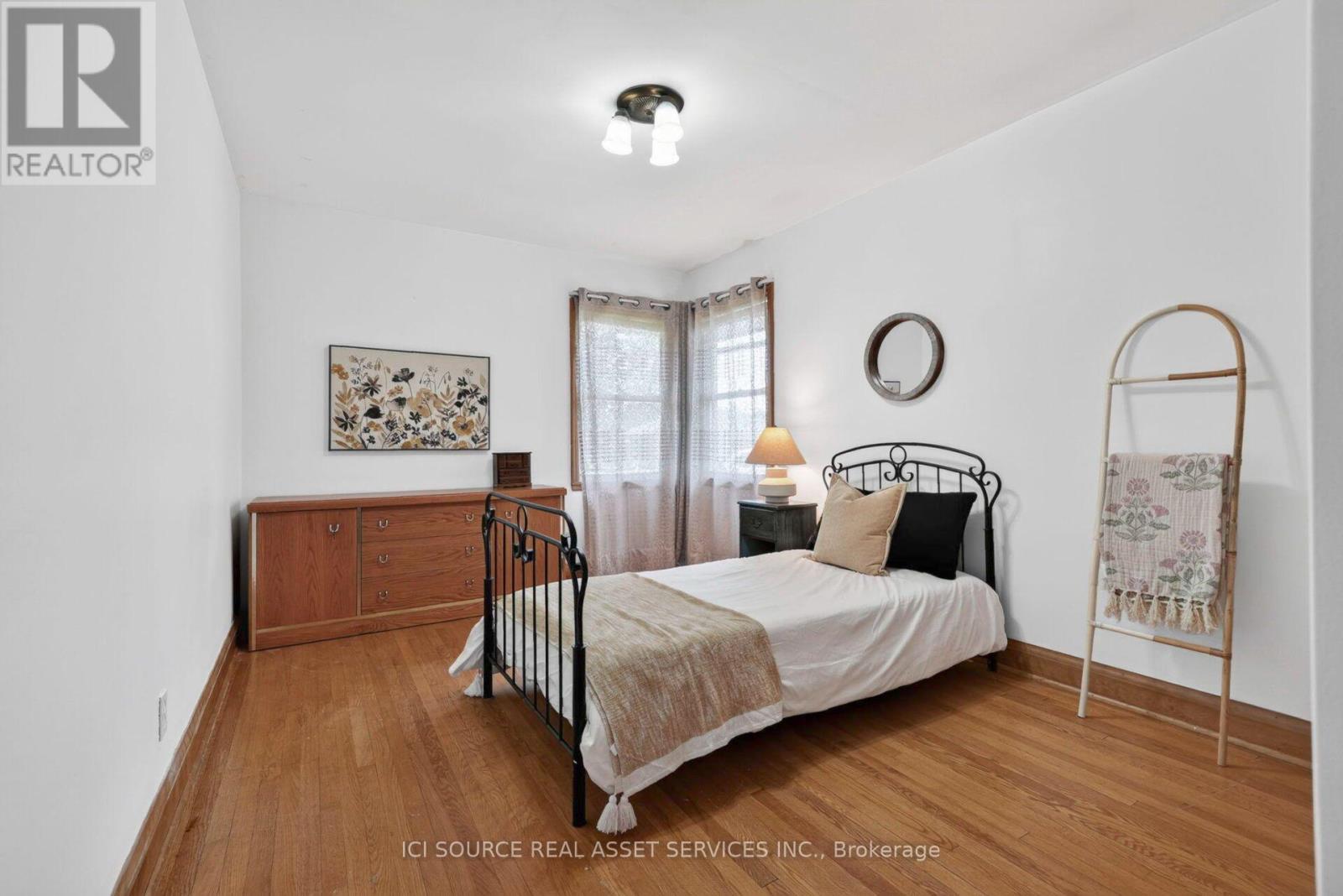1215 PRINCESS STREET - 27