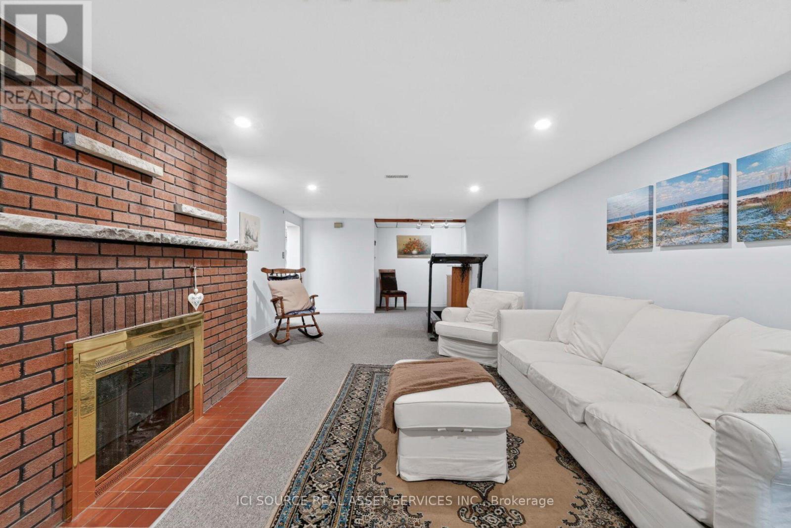 1215 PRINCESS STREET - 32