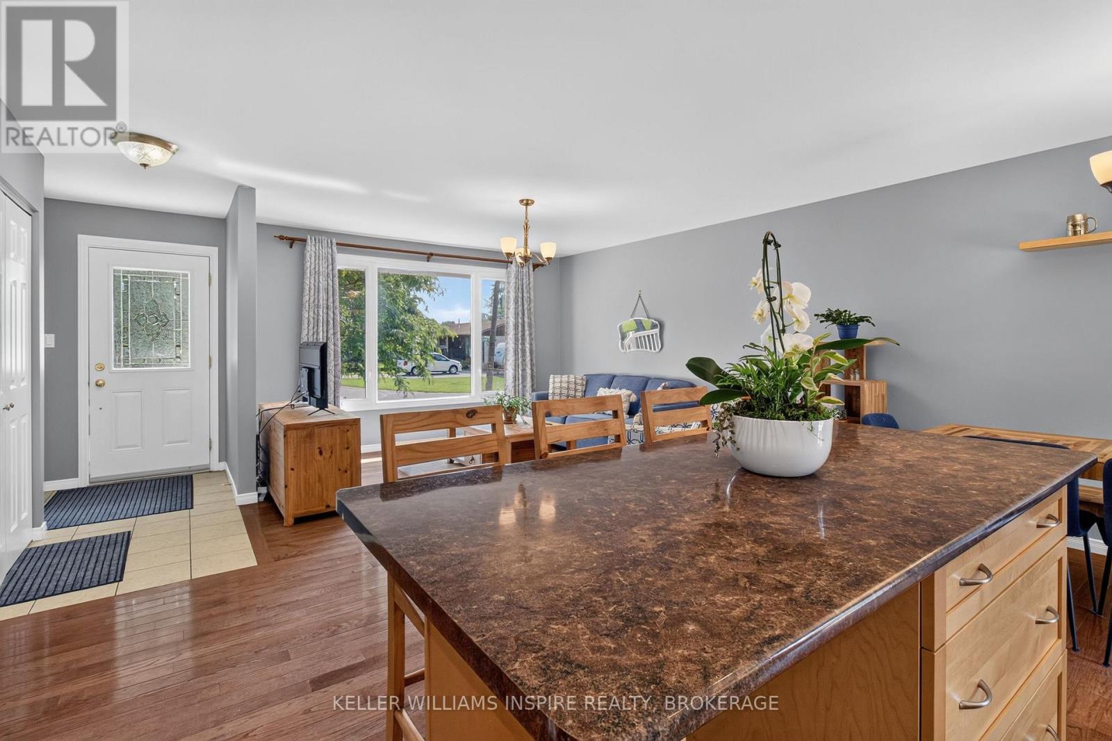 38 WESTRAN ROAD - Image 17