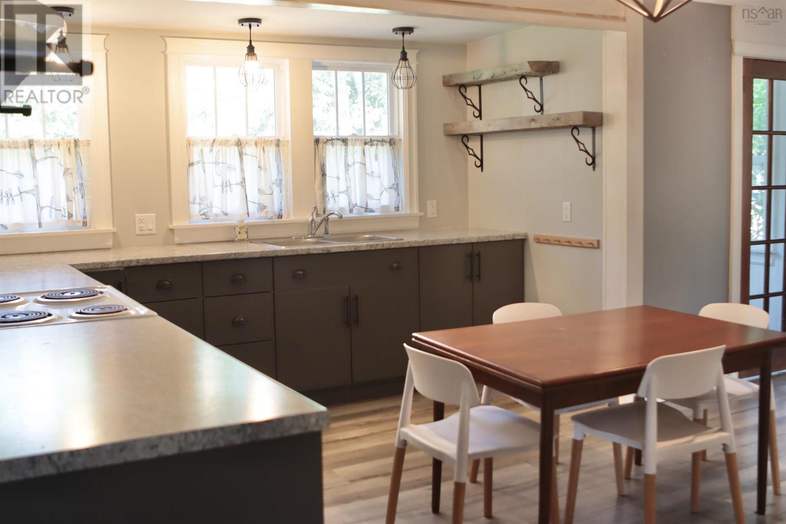 16 Wrights Road - 7
