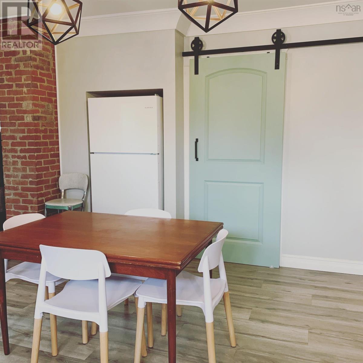 16 Wrights Road - 8