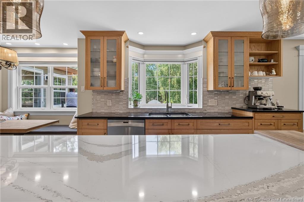 50 Meunier Street - 12