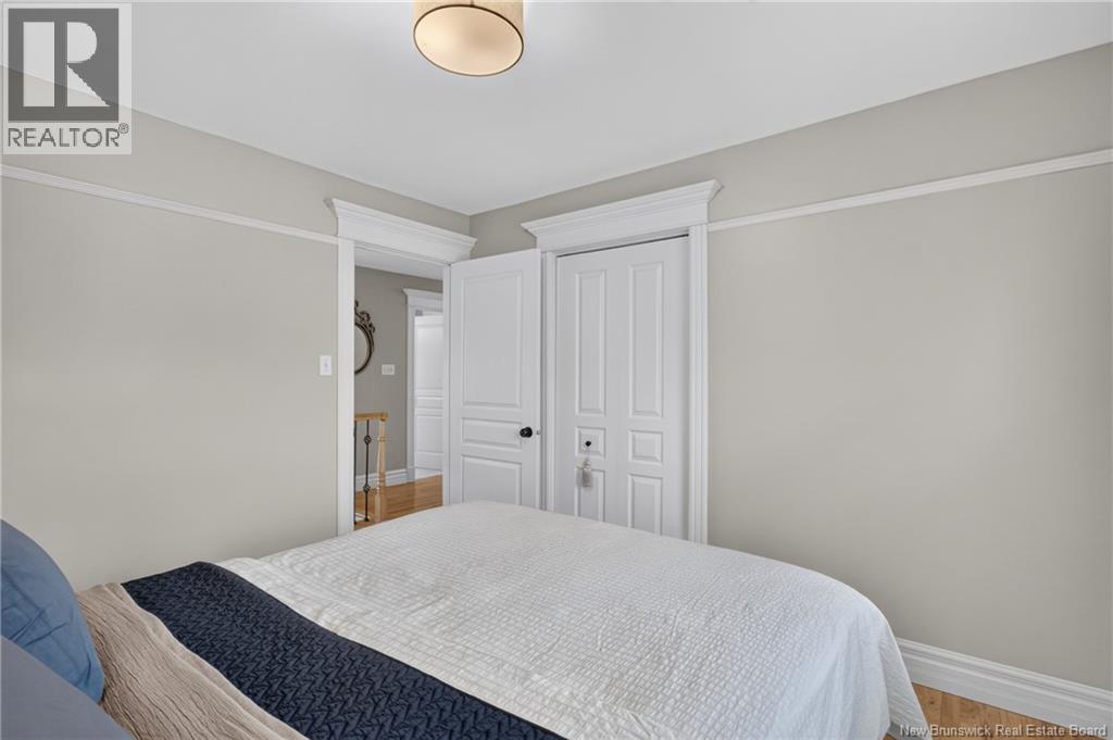 50 Meunier Street - 32