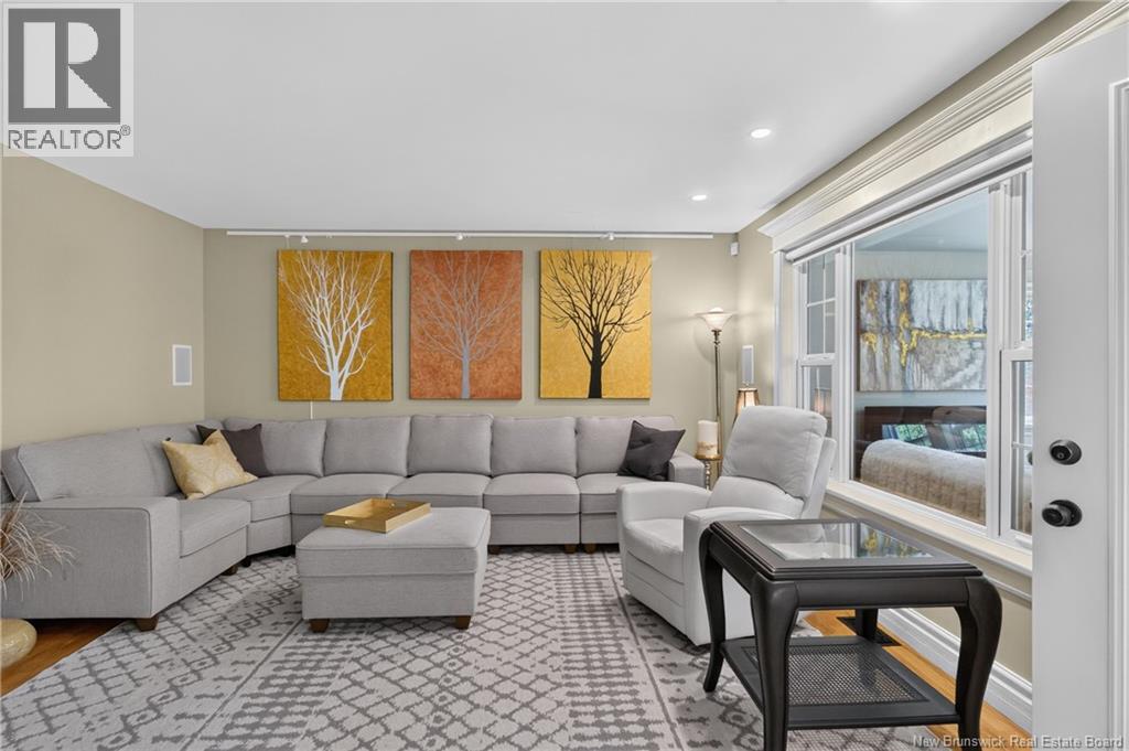 50 Meunier Street - 17