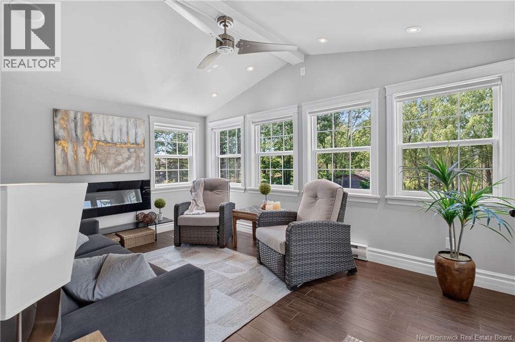 50 Meunier Street - 18