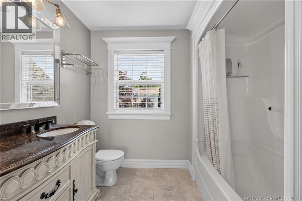 50 Meunier Street - 37