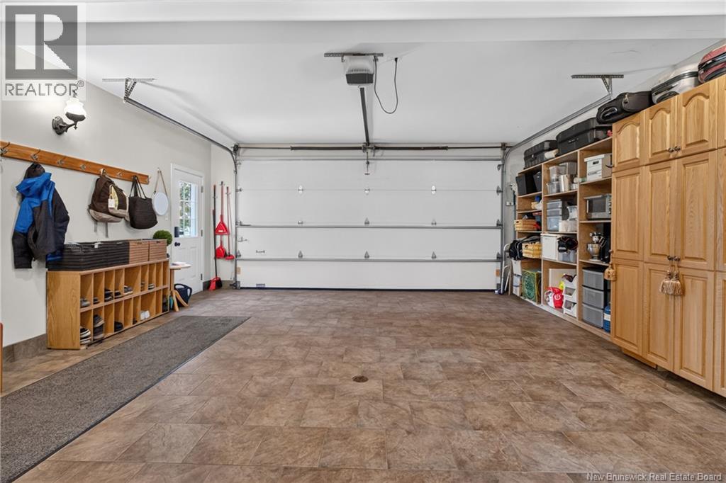 50 Meunier Street - 38