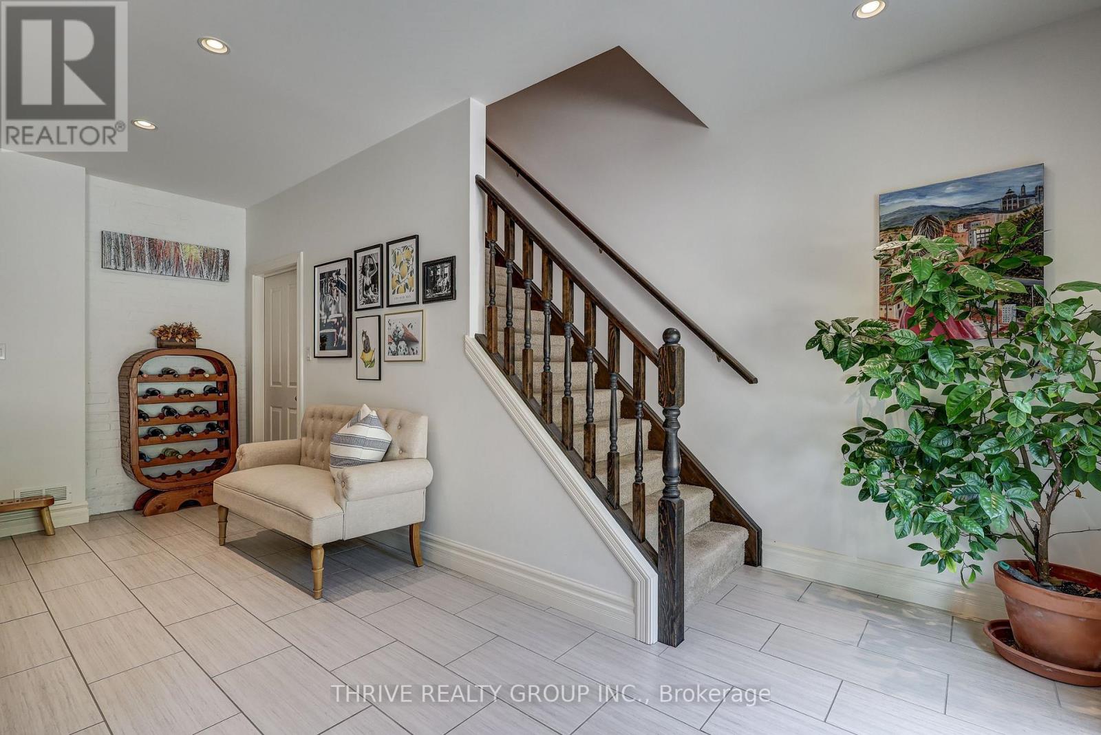 866 WILLIAM STREET - 26