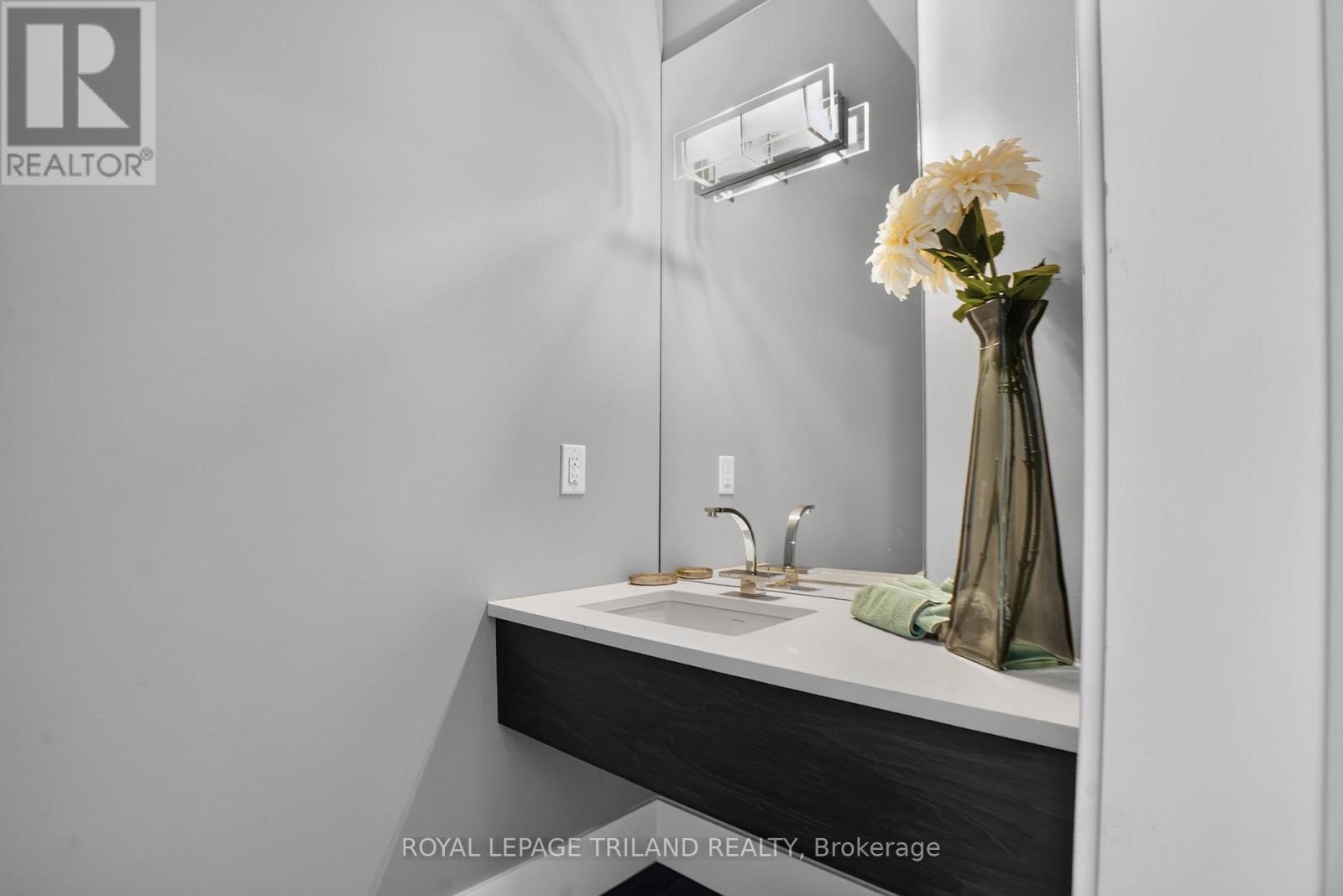 #409 1705 FIDDLEHEAD PLACE S - Image 28