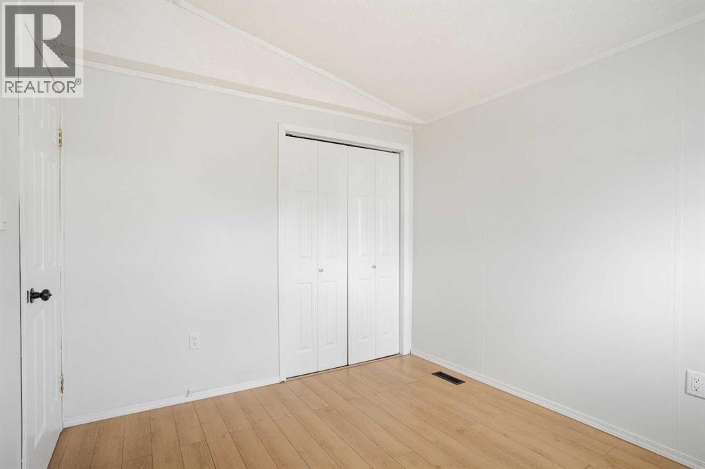 157 Grandview Crescent - 34