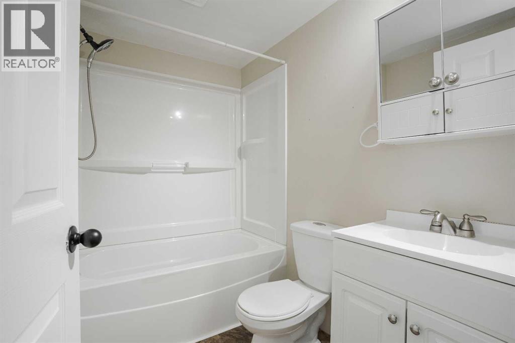 157 Grandview Crescent - 36