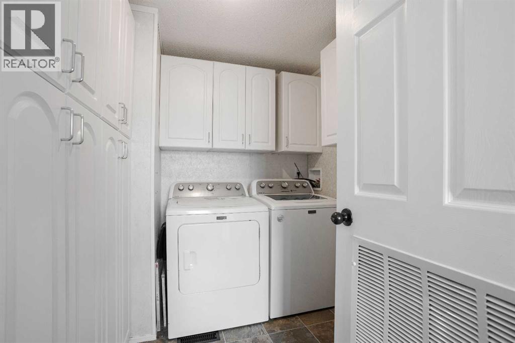 157 Grandview Crescent - 40