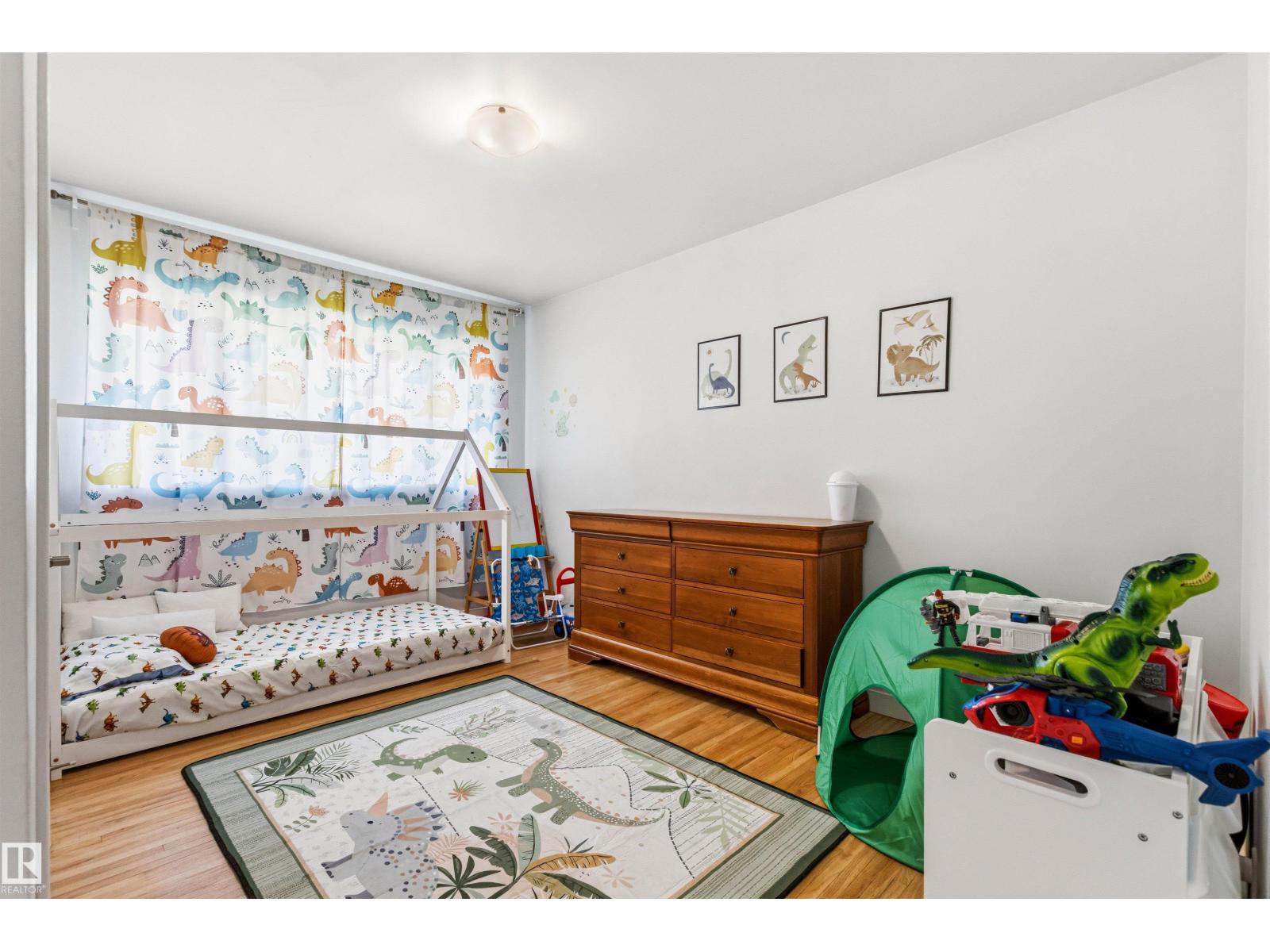 11115 11117 116 ST NW - 18