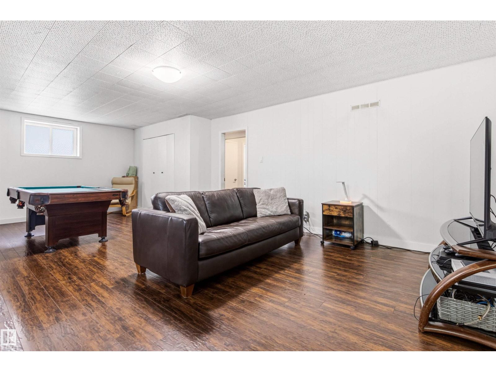 11115 11117 116 ST NW - 21