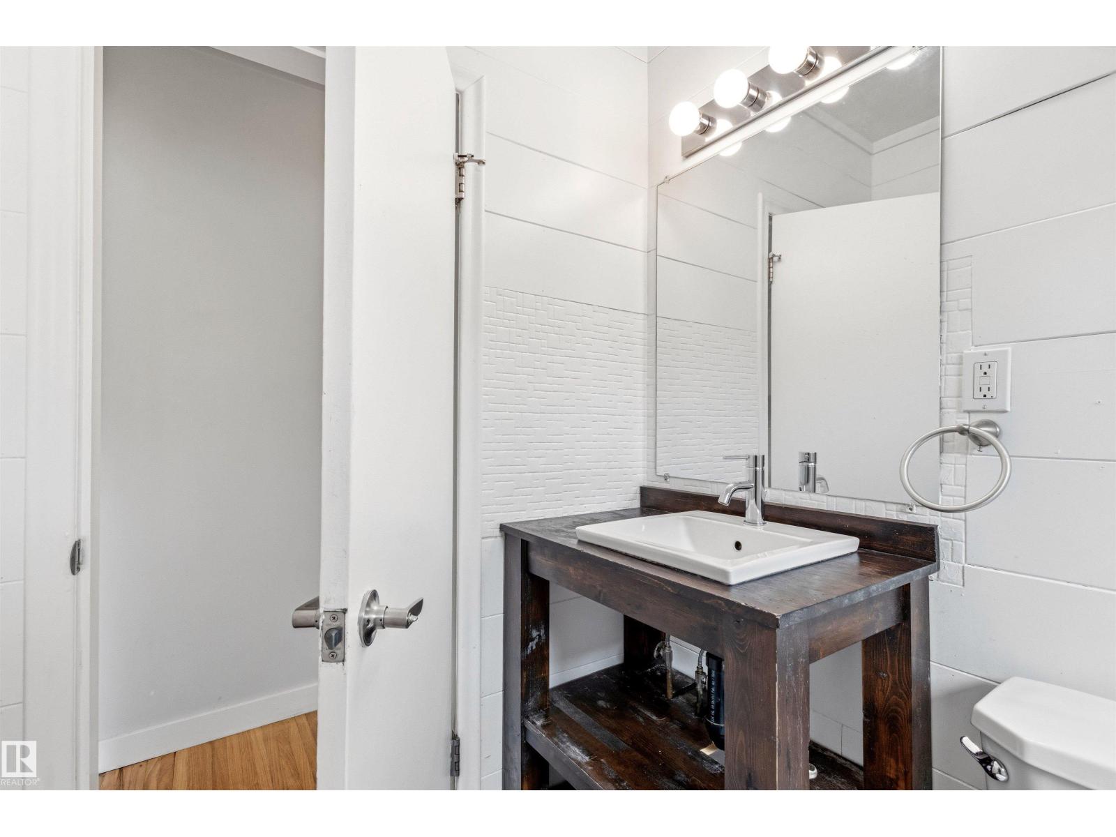 11115 11117 116 ST NW - 35