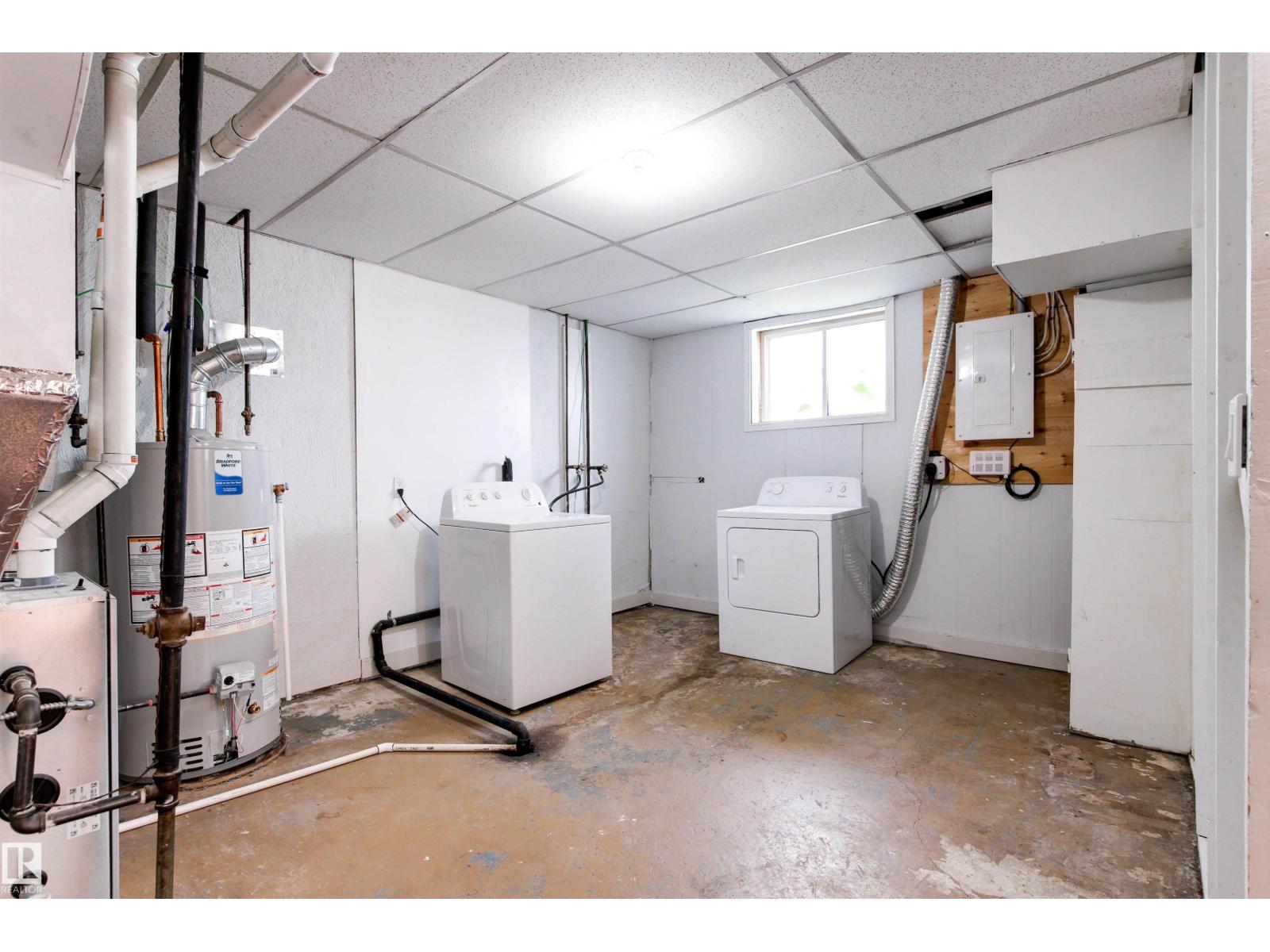 11115 11117 116 ST NW - 47